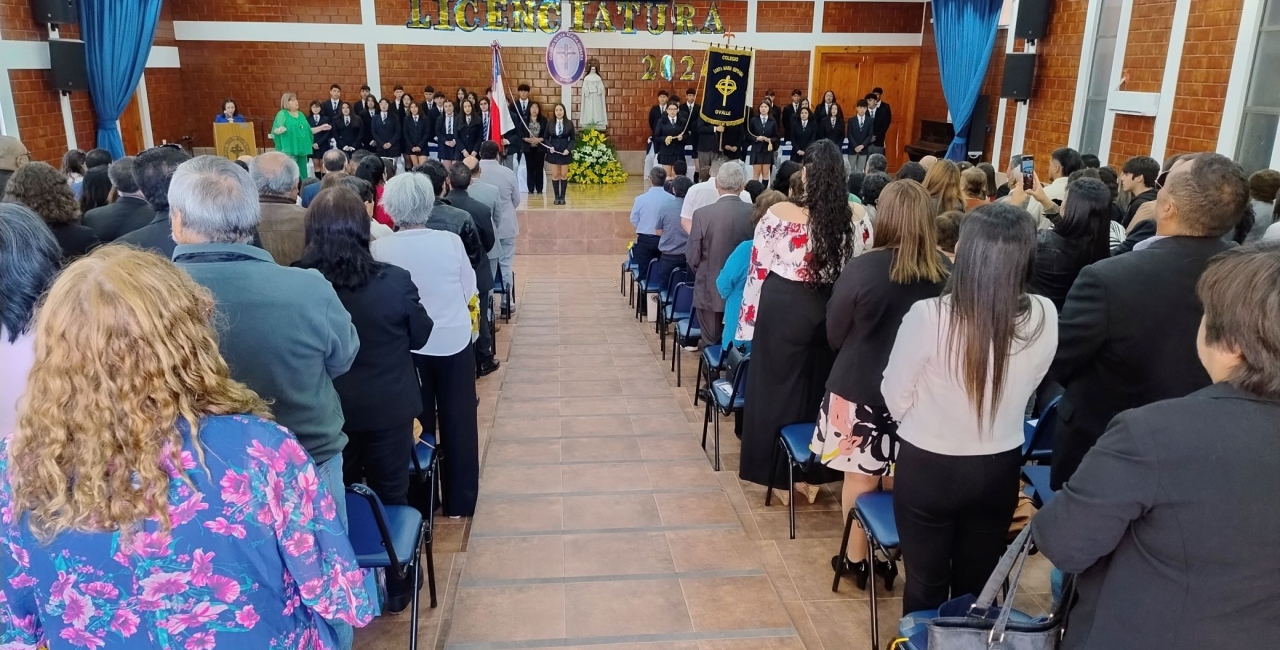 El Colegio Santa María Eufrasia realiza la “Ceremonia de Licenciatura” para los/as estudiantes de 4° Medio A